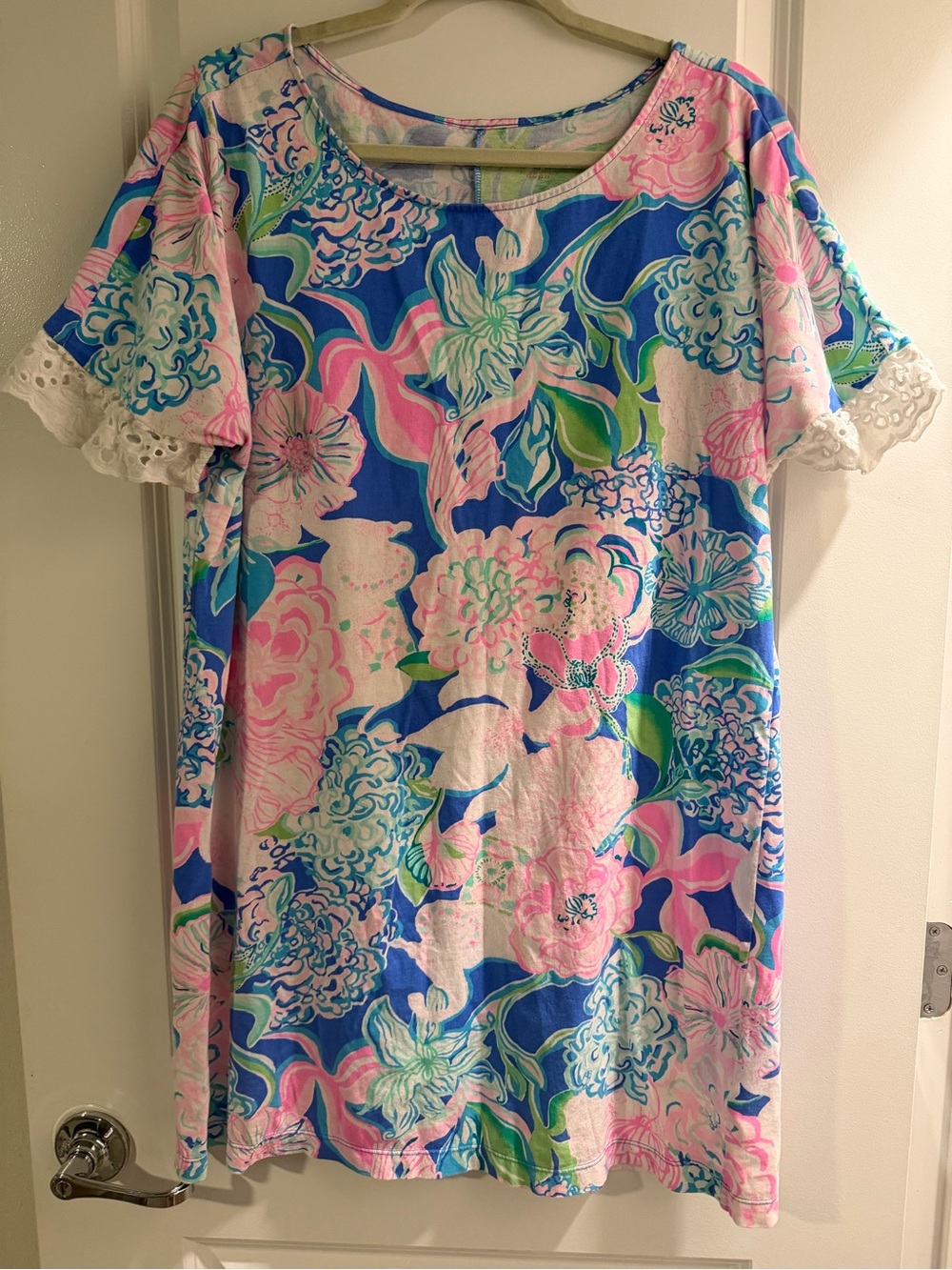Lilly Pulitzer Blue and Pink Floral Scoop-Neck Tunic